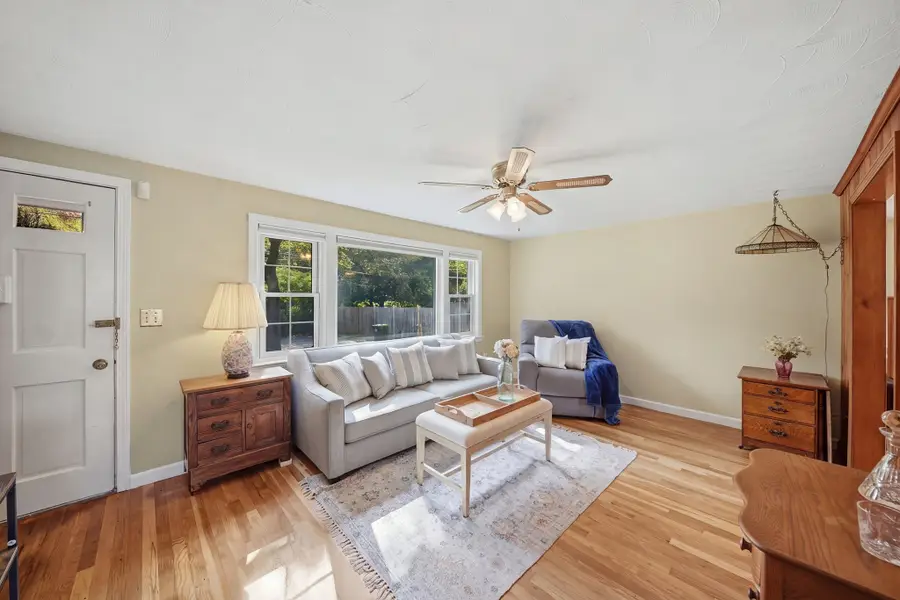 34 Andover St, Wilmington, MA 01887 - #3
