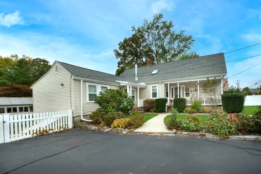 112 Arlington St, Rockland, MA 02370 - #2