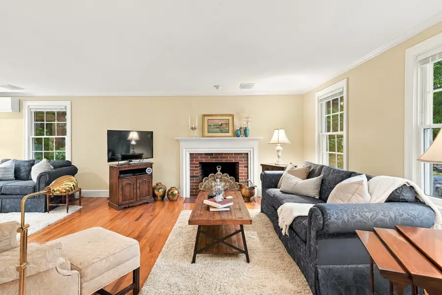 28 Ledgelawn Ave, Lexington, MA 02420 - #2