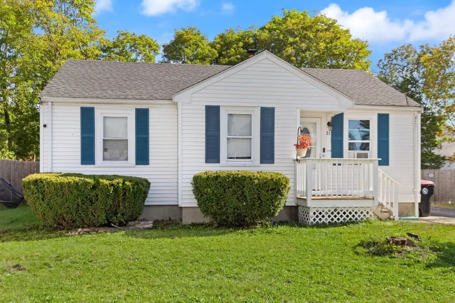31 Hope Street, Brockton, MA 02302 - #3