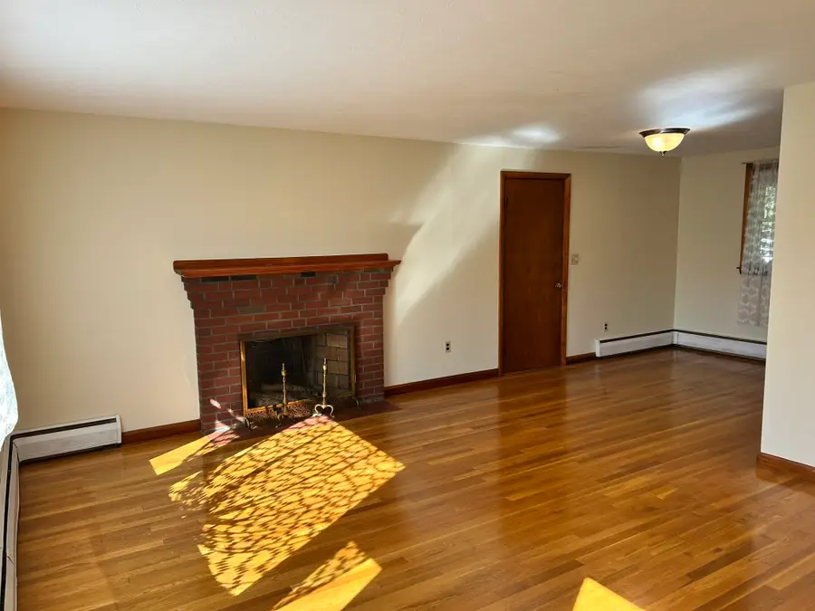 11 Sunflower Rd, Holbrook, MA 02343 - #2