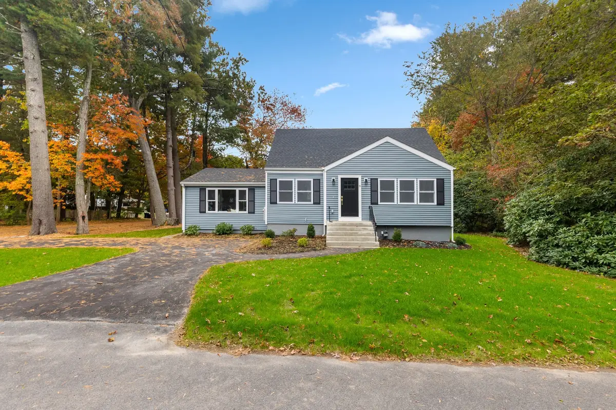 9 Essex Road, Sharon, MA 02067 - #1