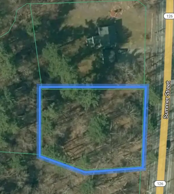 21 Summer St, Medway, MA 02053