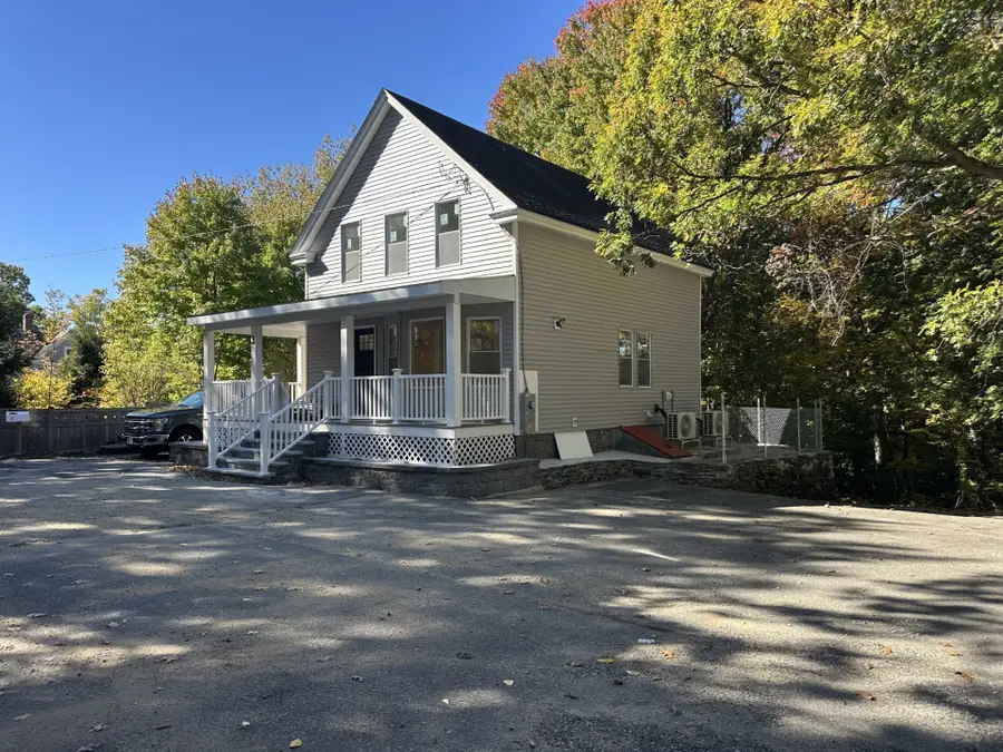 3 Regan Pl, Leominster, MA 01453 - #2