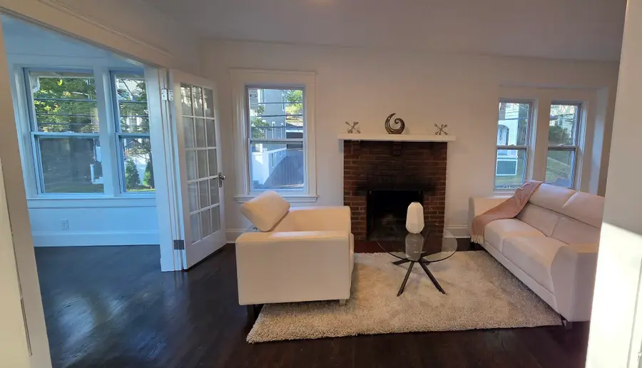 15 Howard St #1, Arlington, MA 02476 - #2