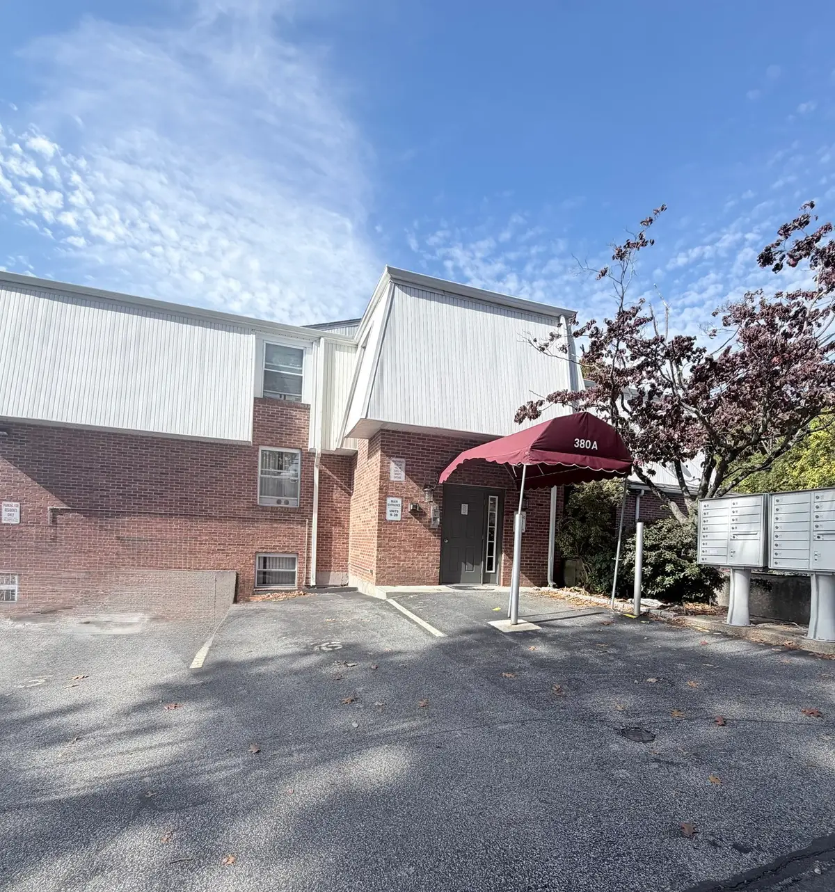 380 Sunset Ave #11, North Providence, RI 02904 - #1