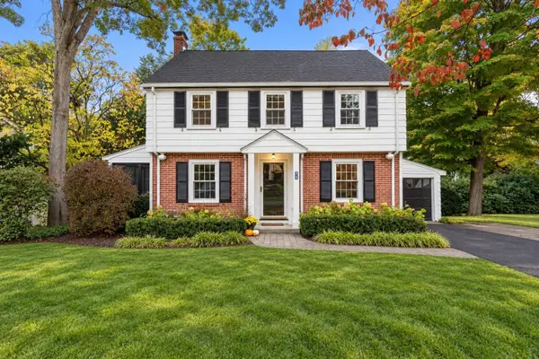 11 Martin Rd, Wellesley, MA 02481