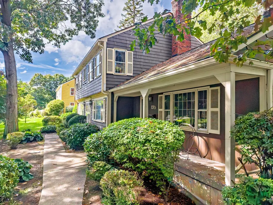 170 Coventry Ln, Longmeadow, MA 01106 - #3