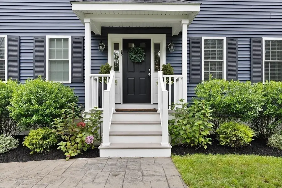 75 Old Oak St, East Bridgewater, MA 02333 - #3