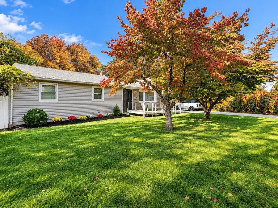 102 Casino Ave, Chicopee, MA 01013 - #2