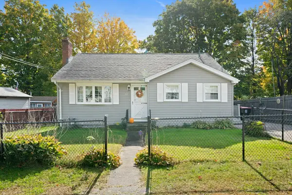 29 Aberdeen St, Brockton, MA 02302