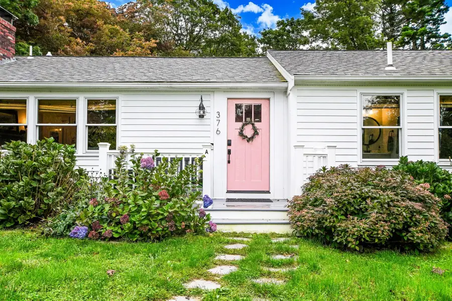 376 Nottingham Dr, Barnstable Town, MA 02632 - #3