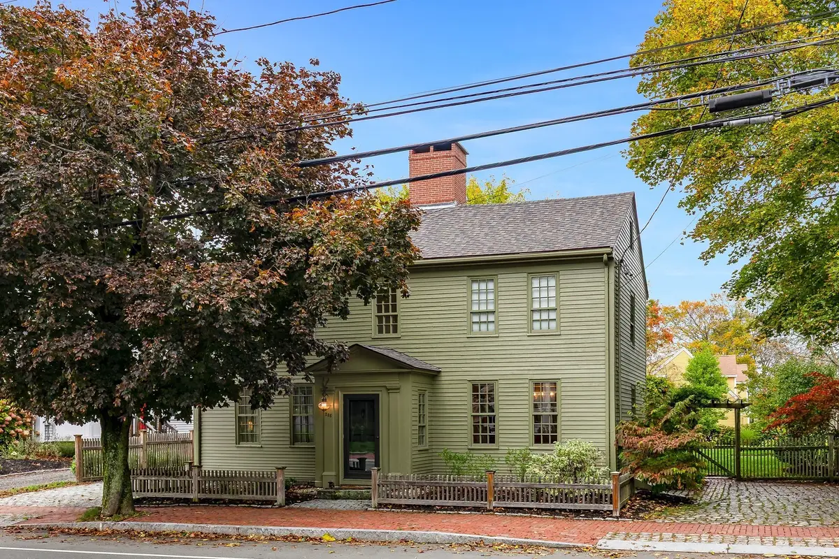 288 Merrimac St, Newburyport, MA 01950 - #1