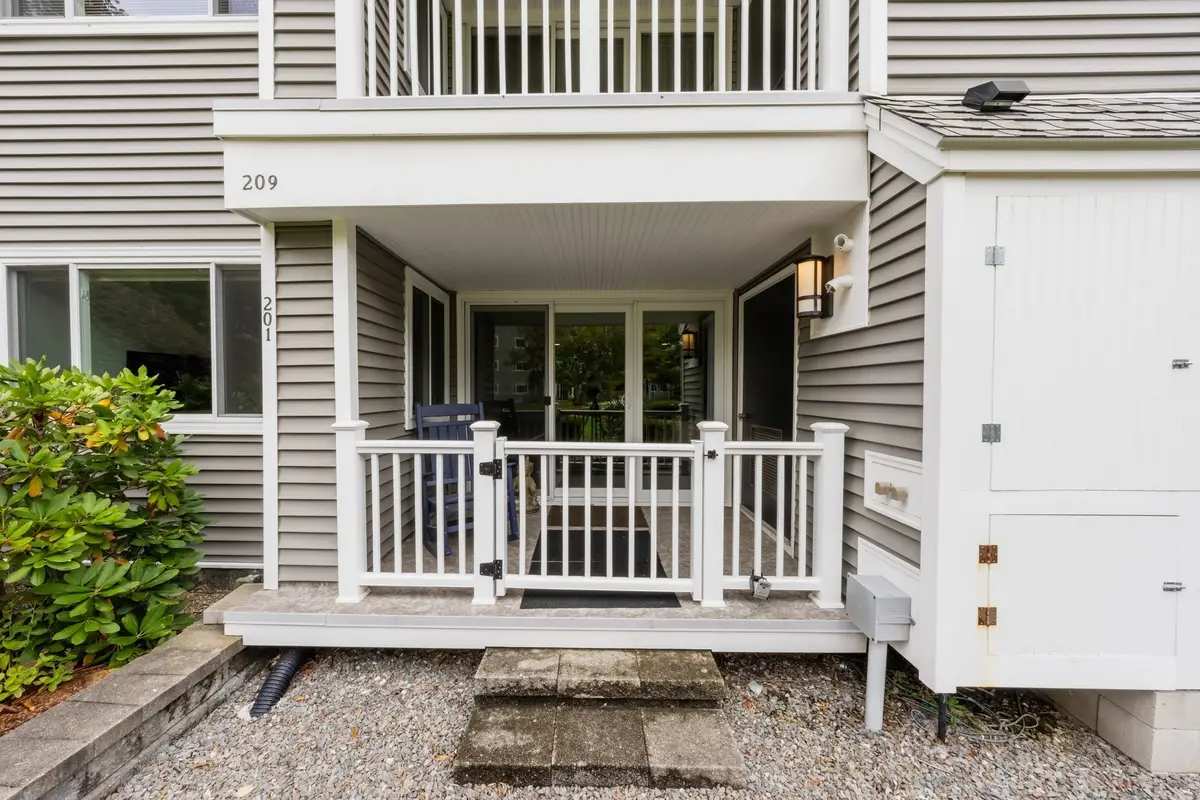 255 North Rd #201, Chelmsford, MA 01824 - #1