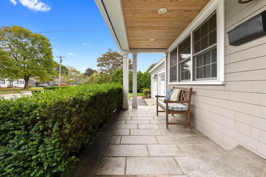 186 Mckay St, Beverly, MA 01915 - #3