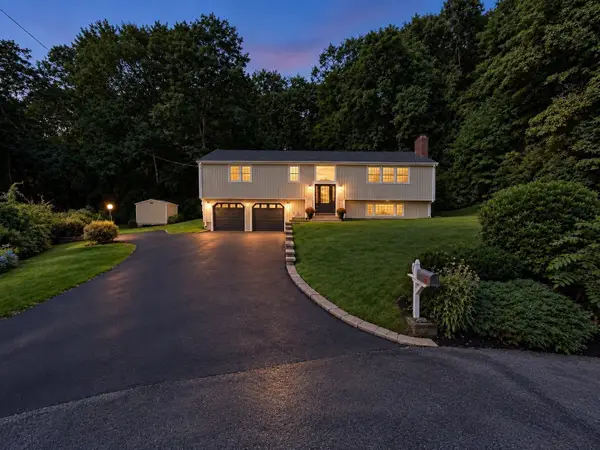 9 Pavia Place, Framingham, MA 01702