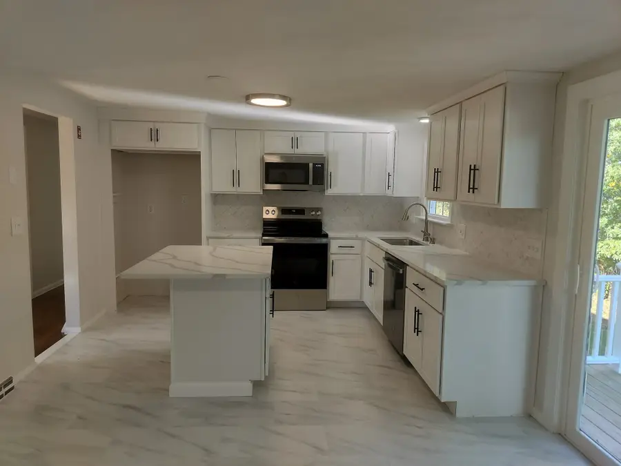 7 Lawson St, Randolph, MA 02368 - #3