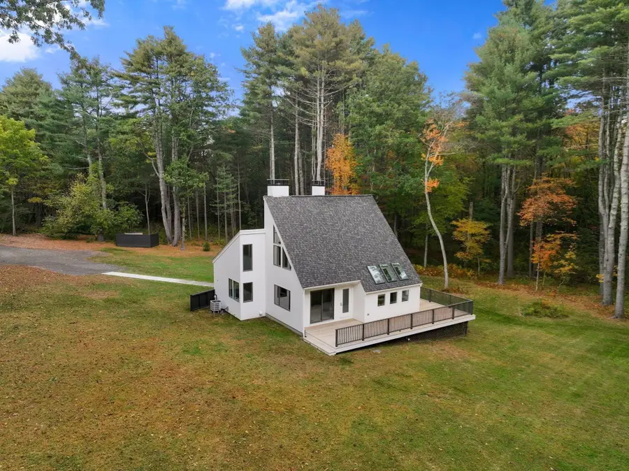 10 Farm St, Dover, MA 02030 - #2