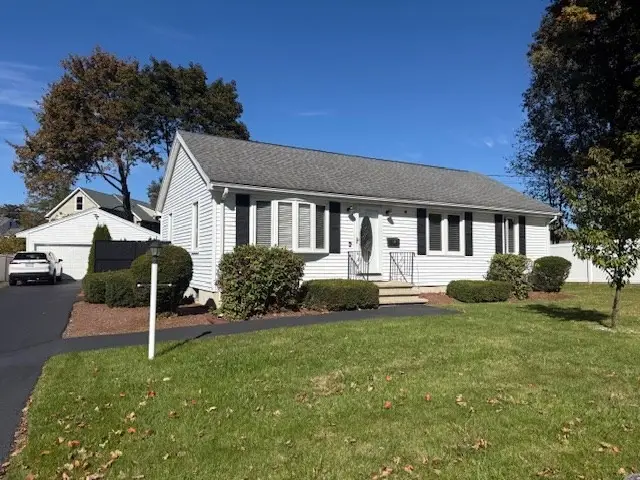 10 Water St, Dracut, MA 01846 - #1