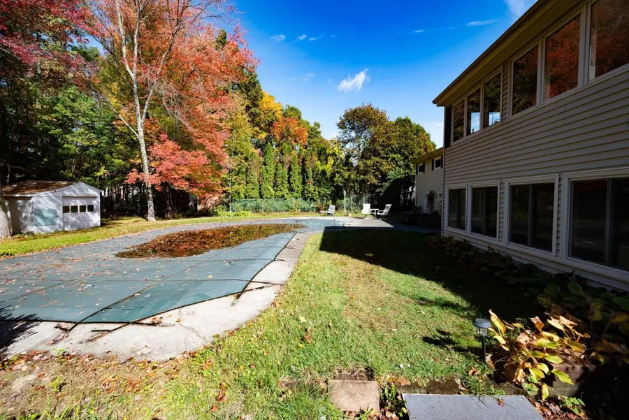 112 Bonnydale Rd, Leominster, MA 01453 - #3