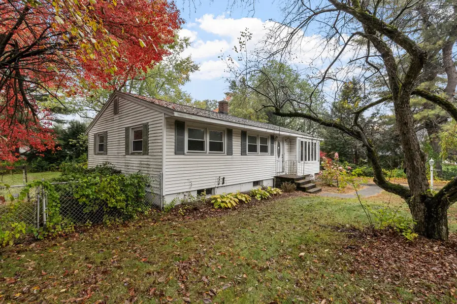1106 Wachusett St, Jefferson, MA 01522 - #3