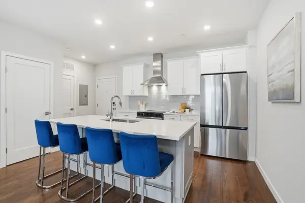 267 Old Colony #611, Boston, MA 02127