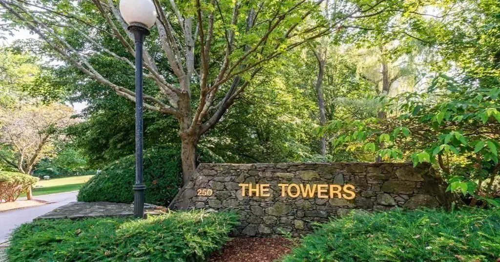250 Hammond Pond Parkway #812 N, Newton, MA 02467 - #1