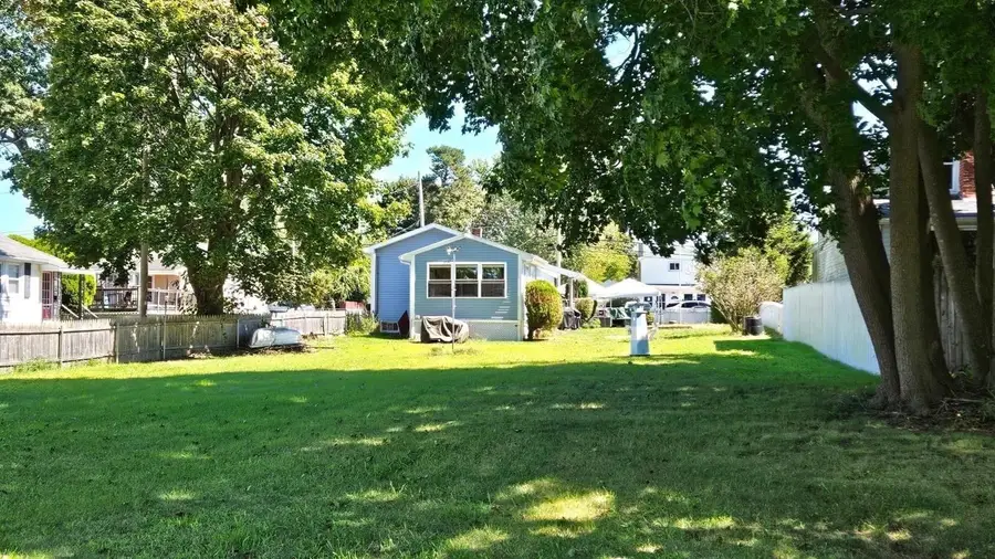 351 Ocean Grove Ave, Swansea, MA 02777 - #2
