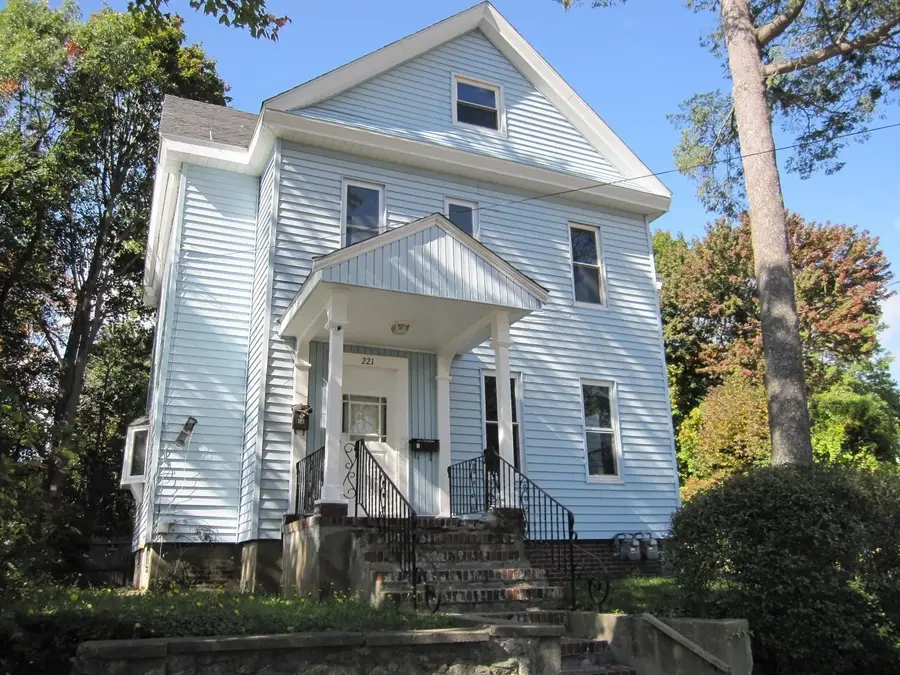 221 Arlington Street, Framingham, MA 01702 - #3