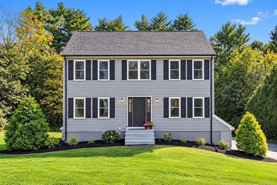 8 Reid St, Raynham, MA 02767 - #2