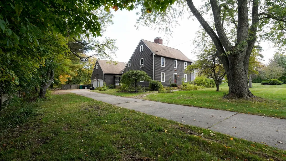 195 Mount Hope St, North Attleboro, MA 02760 - #1