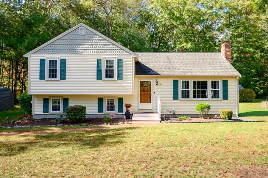 4 Charlotte Dr, Plymouth, MA 02360 - #2