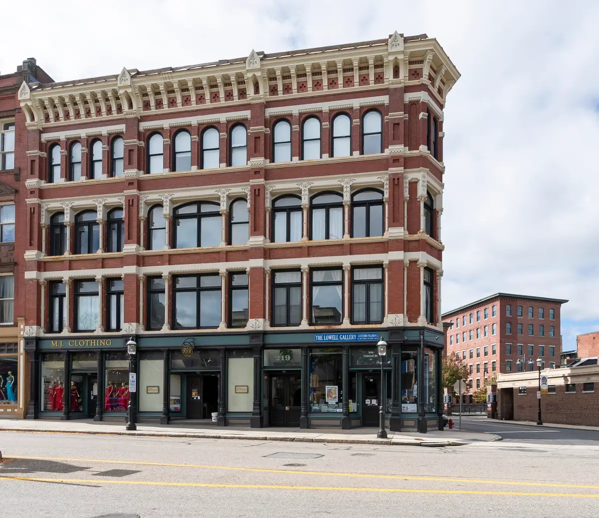 219 Central St #3A, Lowell, MA 01852 - #1