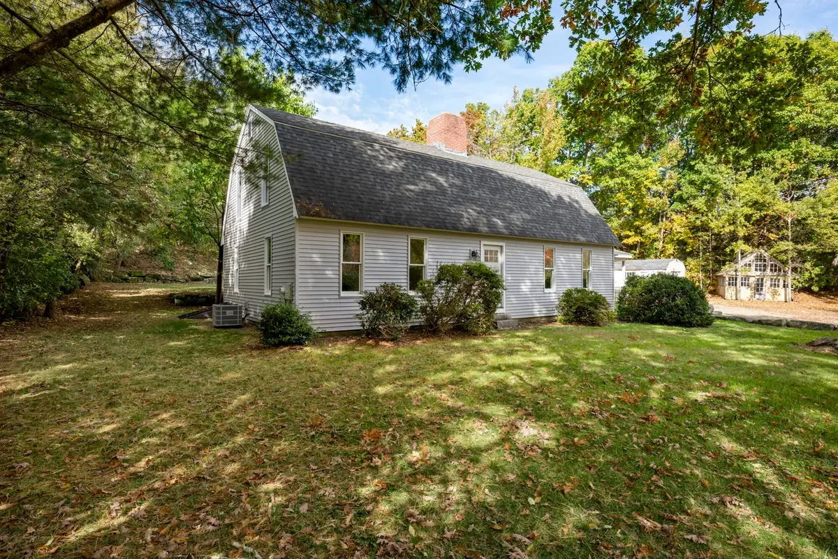 84 Elm St, Blackstone, MA 01504 - #1