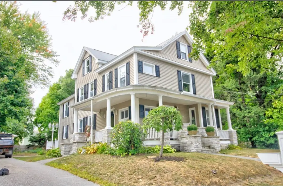 74 Arlington St, Leominster, MA 01453 - #1