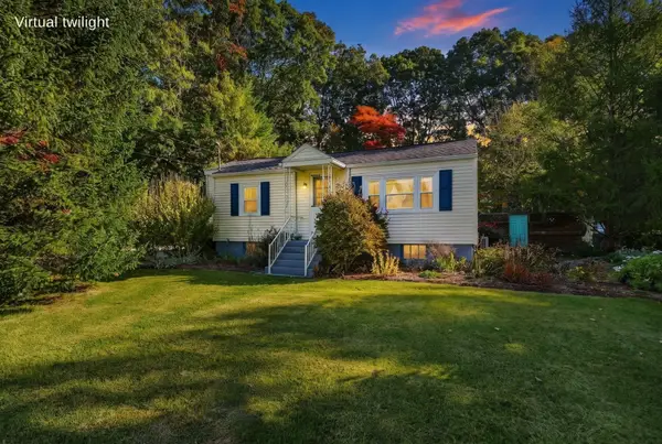 93 Washington St, Westport, MA 02790