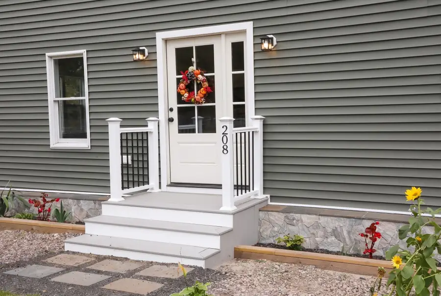 208 Rhode Island Rd, Lakeville, MA 02347 - #3