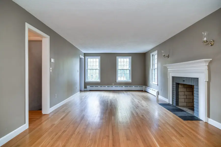 15 Juniper Ln, Dover, MA 02030 - #3