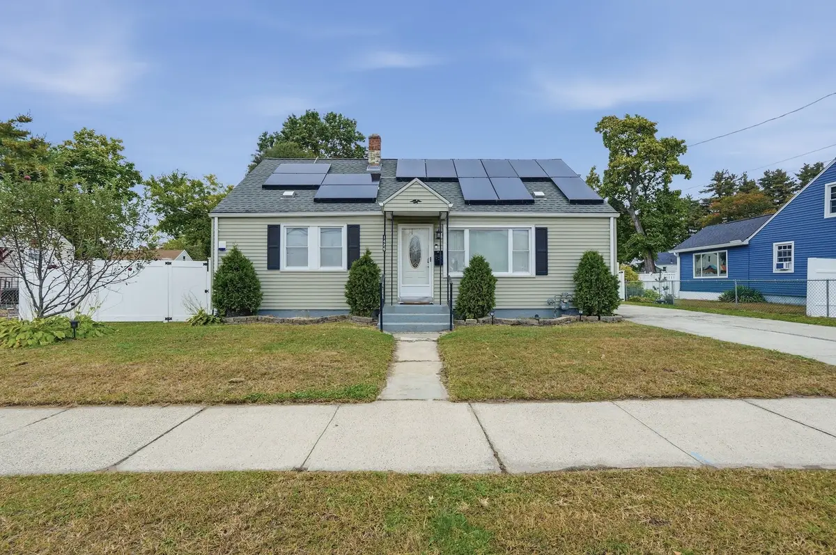 1426 Roosevelt Avenue, Springfield, MA 01109 - #1