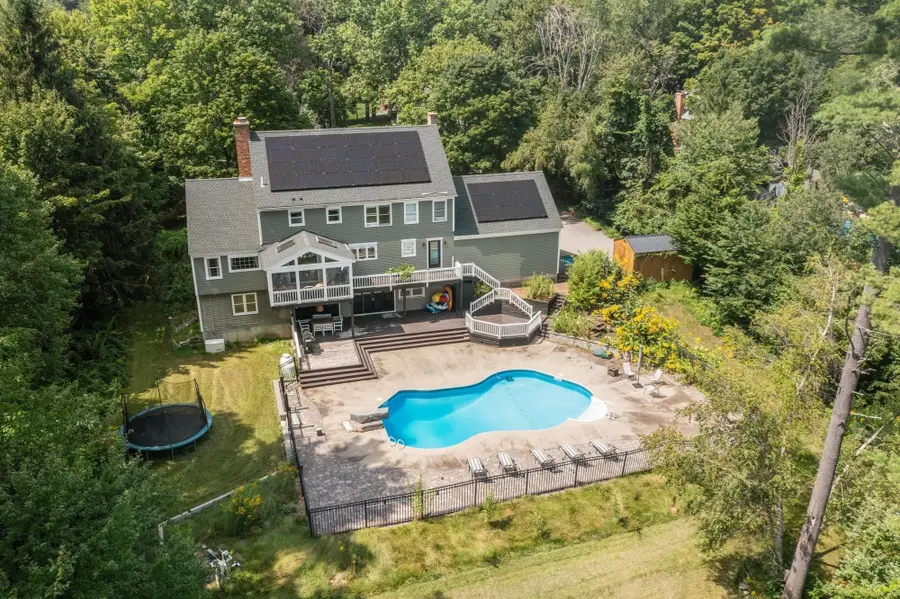 11 Francis Ave, Lunenburg, MA 01462 - #2