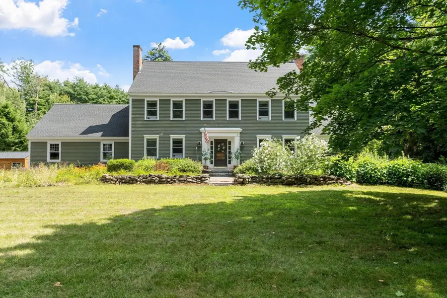 11 Francis Ave, Lunenburg, MA 01462 - #3