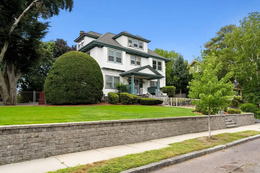 32 Sagamore Ave, Medford, MA 02155 - #3