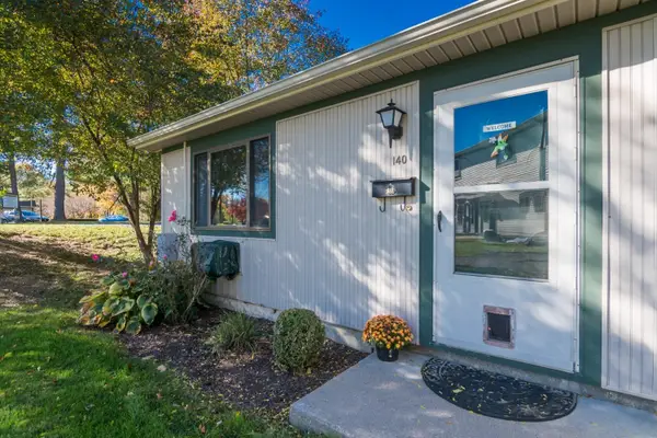 170 E Hadley Rd #140, Amherst, MA 01002
