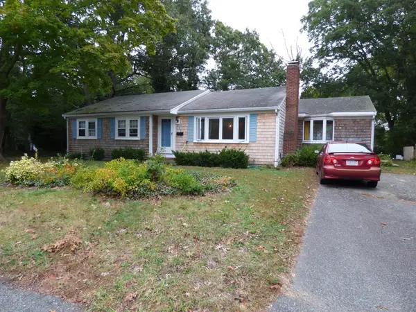 20 Kent Lane, Barnstable, MA 02601