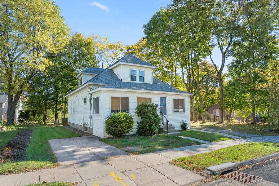 48 Beverly Rd, Worcester, MA 01605 - #2