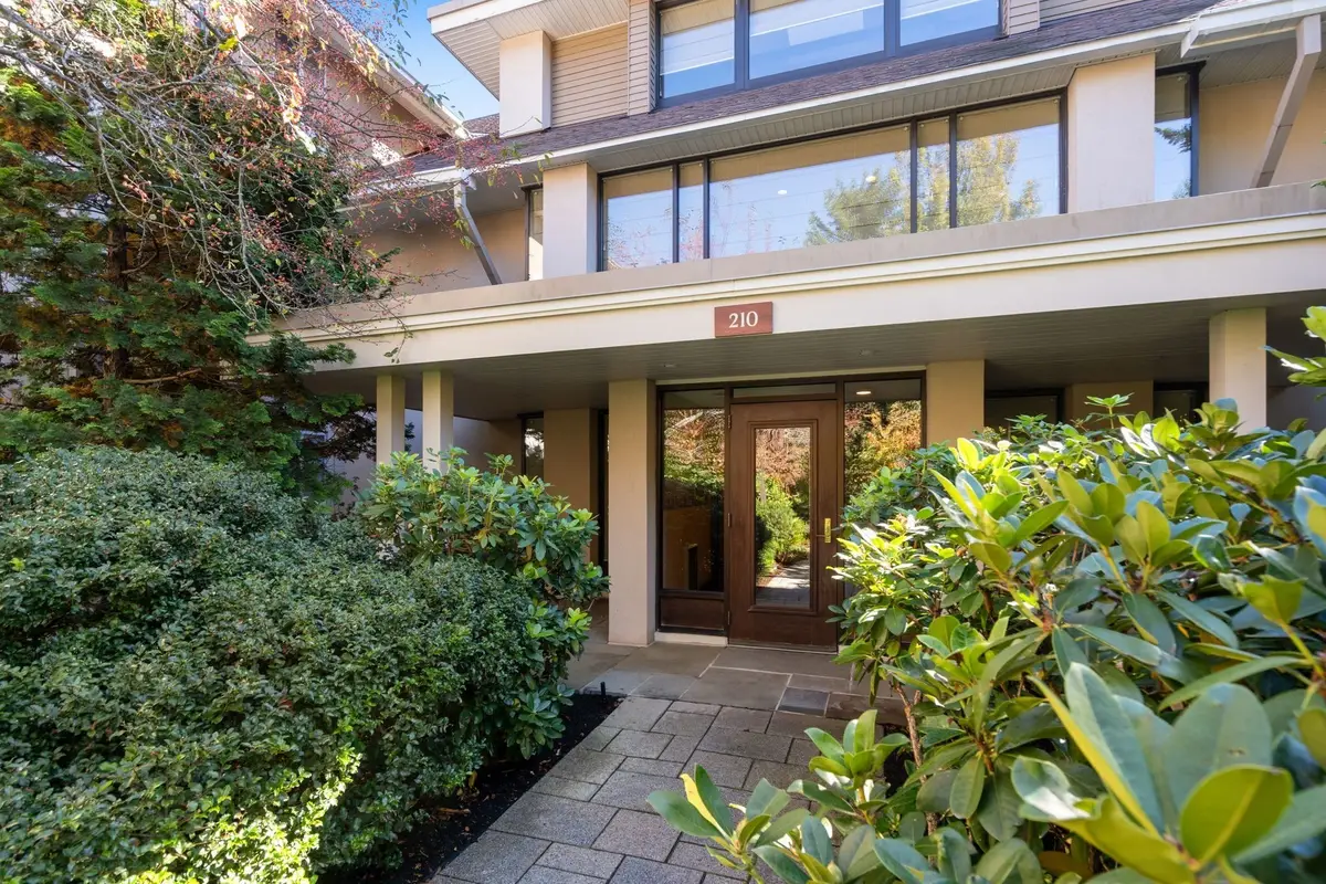 210 Allandale Road #1C, Chestnut Hill, MA 02467 - #1