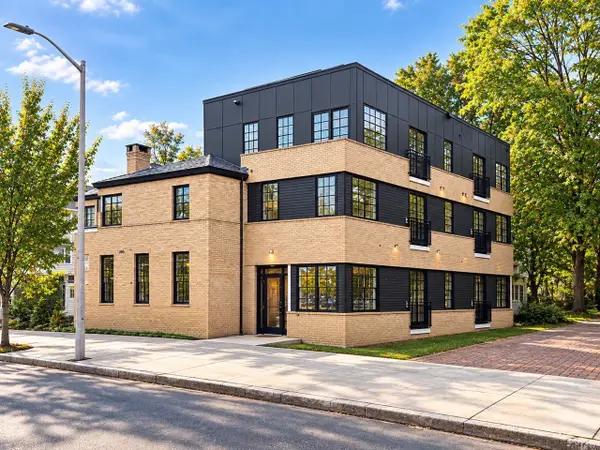 2161 Massachusettes Ave #202, Cambridge, MA 02140
