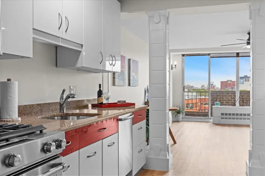 44 Washington St #1105, Brookline, MA 02445 - #2