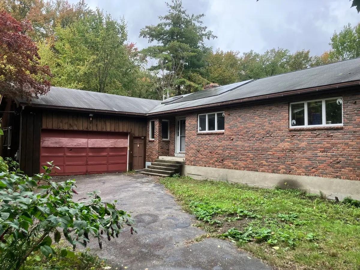 5 Clinton St, Wilmington, MA 01887 - #1