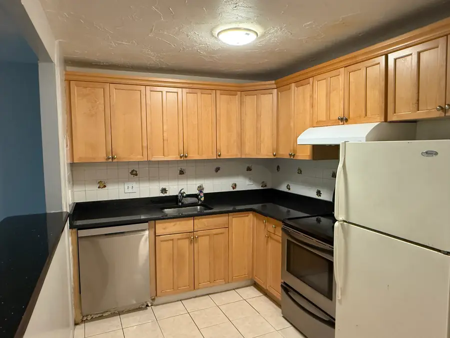 15 Weld St #46, Framingham, MA 01702 - #3